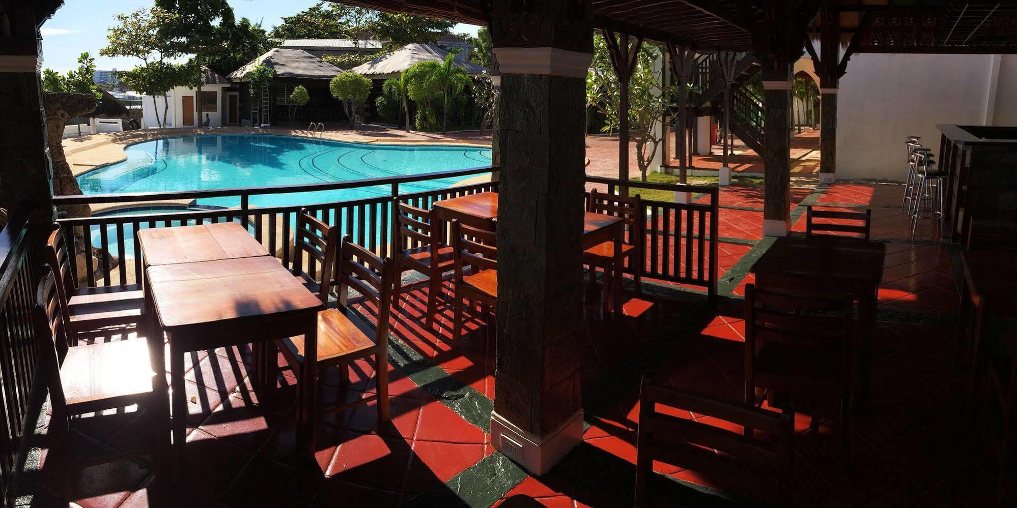 Blue Garden Resort Lapu-Lapu City Buitenkant foto