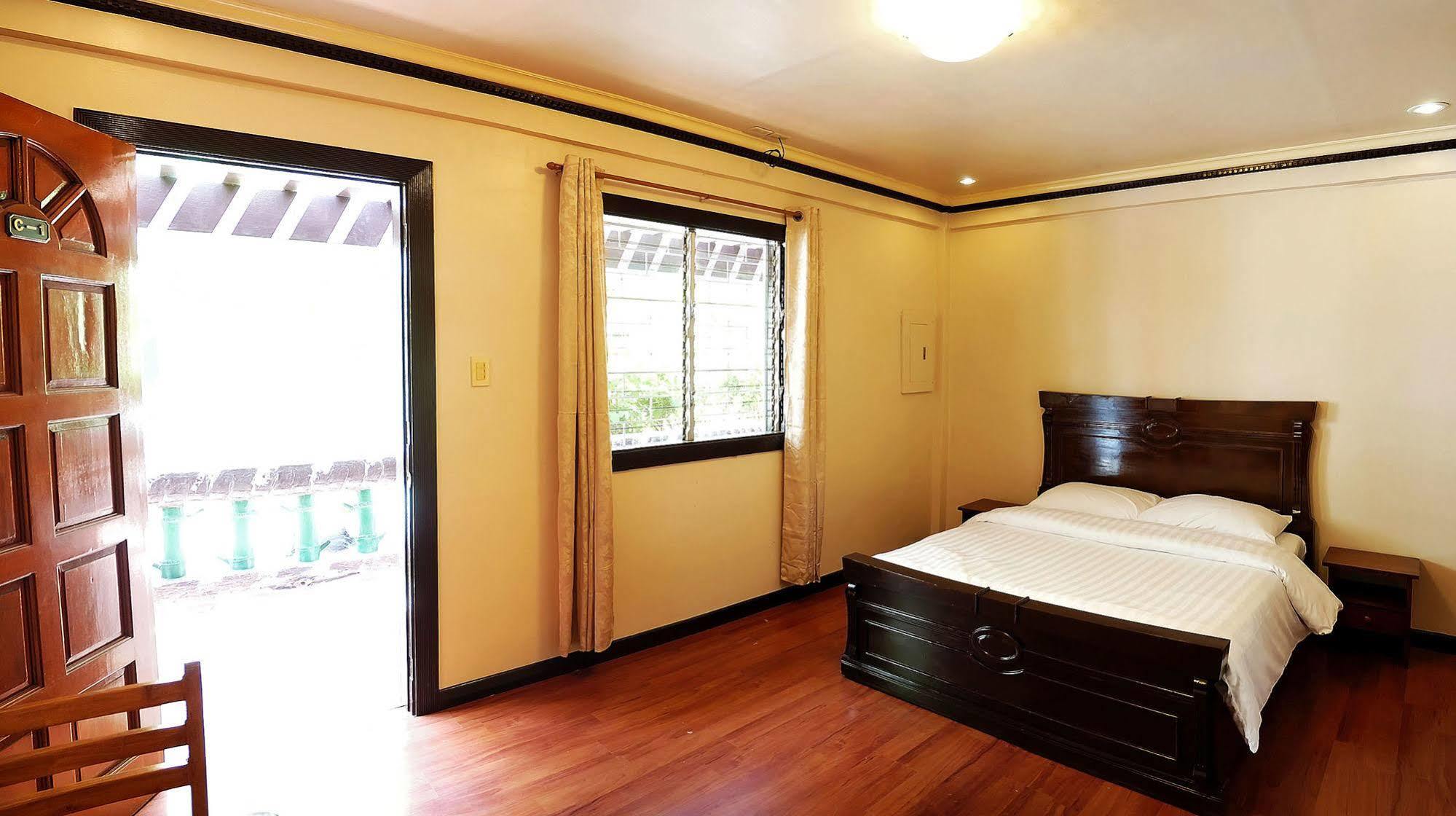 Blue Garden Resort Lapu-Lapu City Buitenkant foto