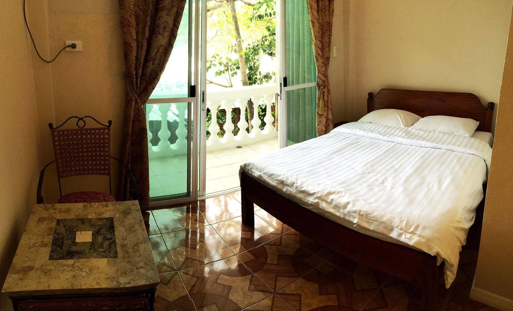 Blue Garden Resort Lapu-Lapu City Buitenkant foto