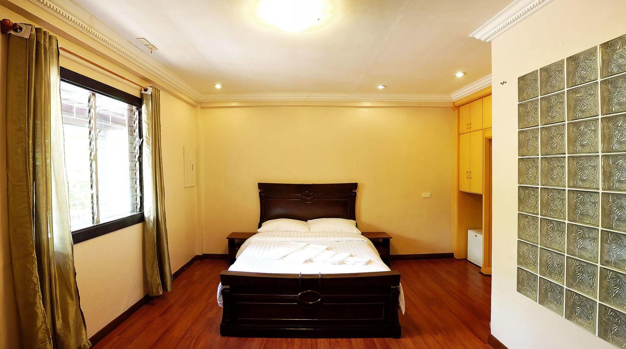 Blue Garden Resort Lapu-Lapu City Buitenkant foto